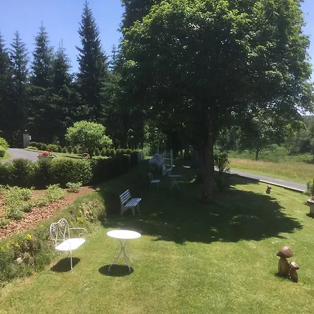 Logis Le Relais Du Bois Vialotte *